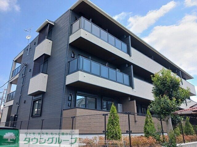 ベルクワルツ座間の物件外観写真