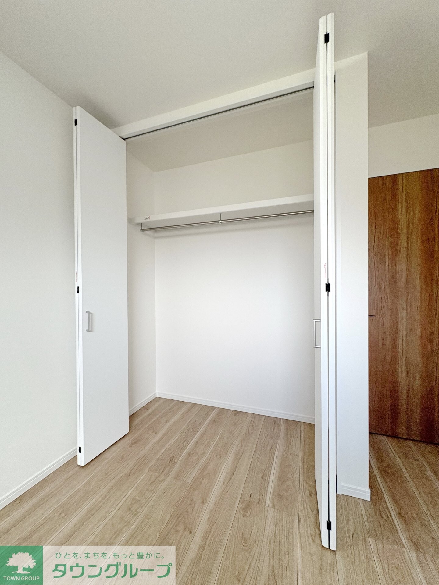 クラージュBの物件内観写真