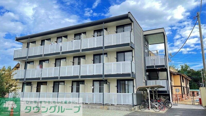 レオパレスドライクランクの物件外観写真