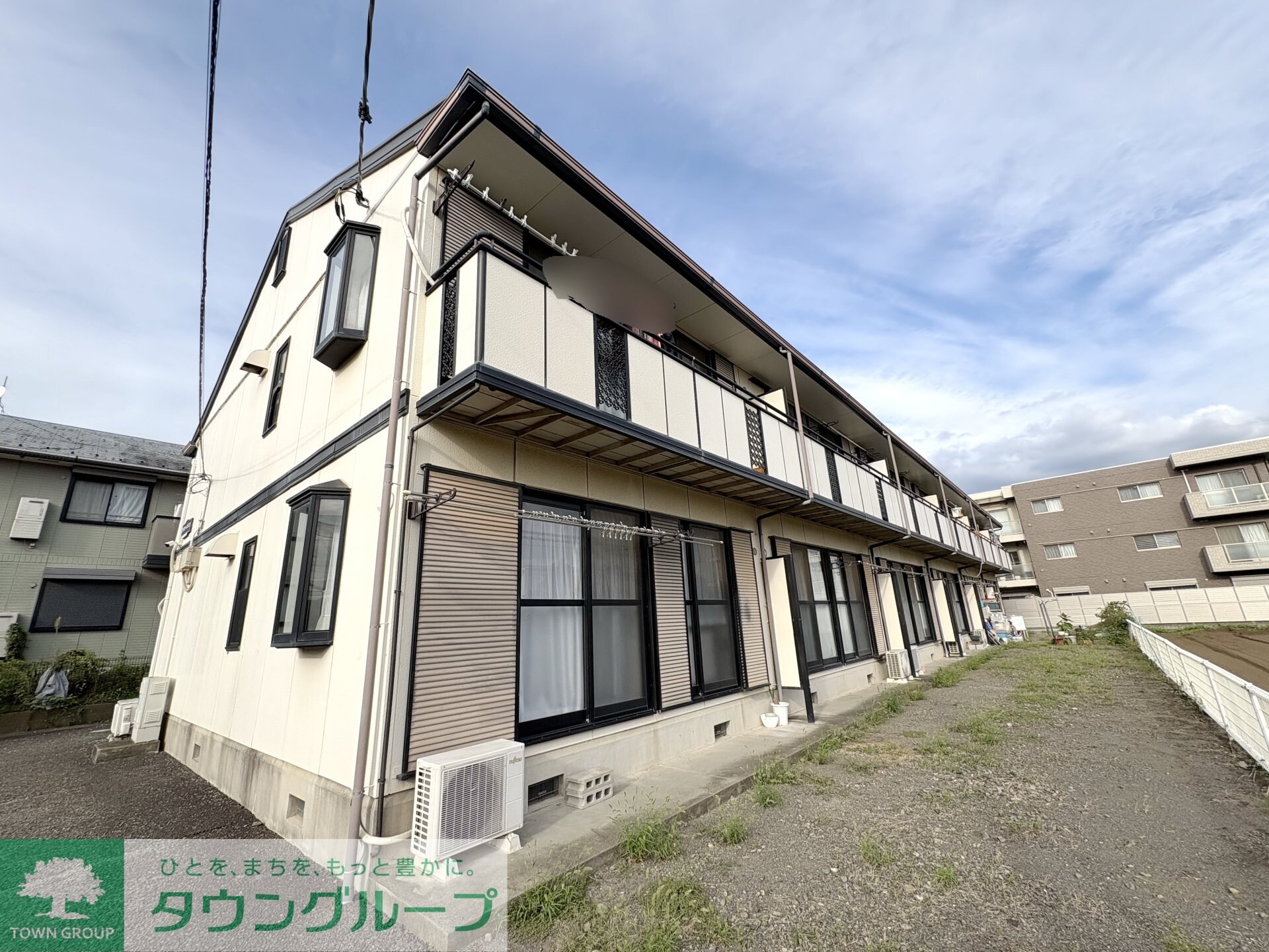 フラワーメゾンの物件外観写真