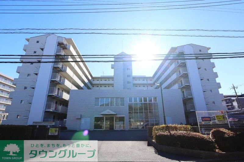 ベルフラワーハイツ伊勢原の物件外観写真