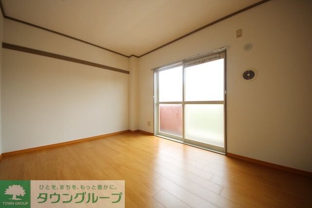 フォンテーヌシャトレIの物件内観写真