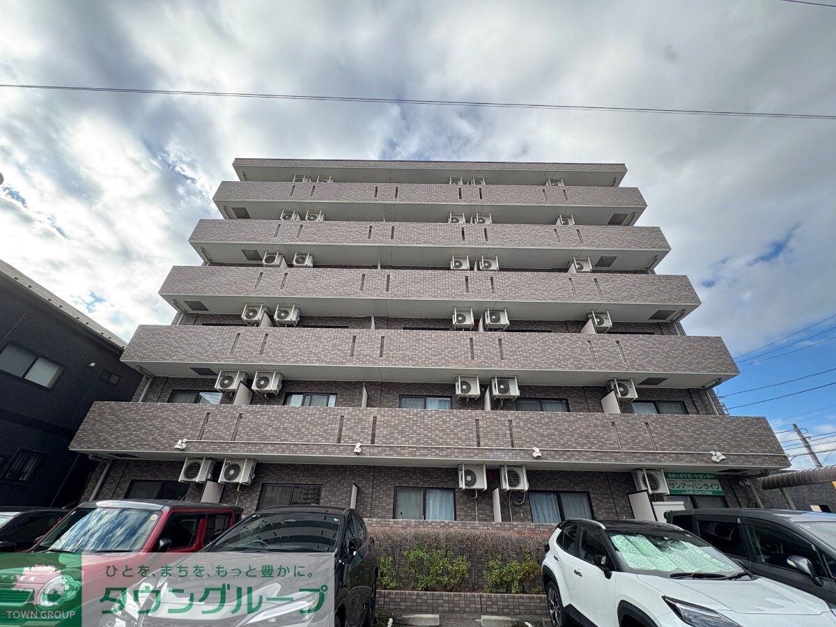 リーベルサンアイの物件外観写真