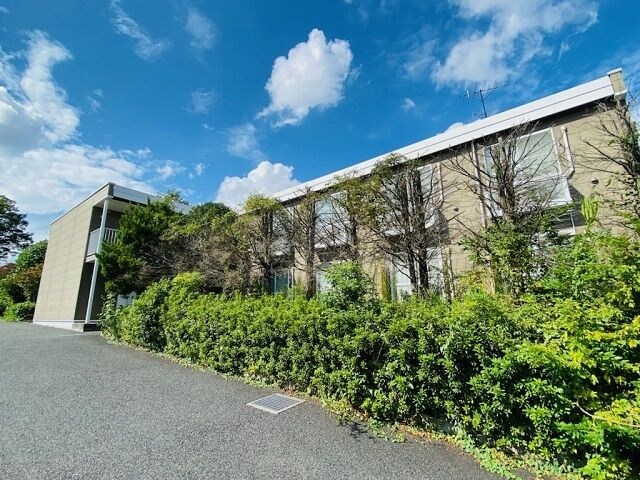 レオパレスＣＥＲＥＺＯの物件外観写真