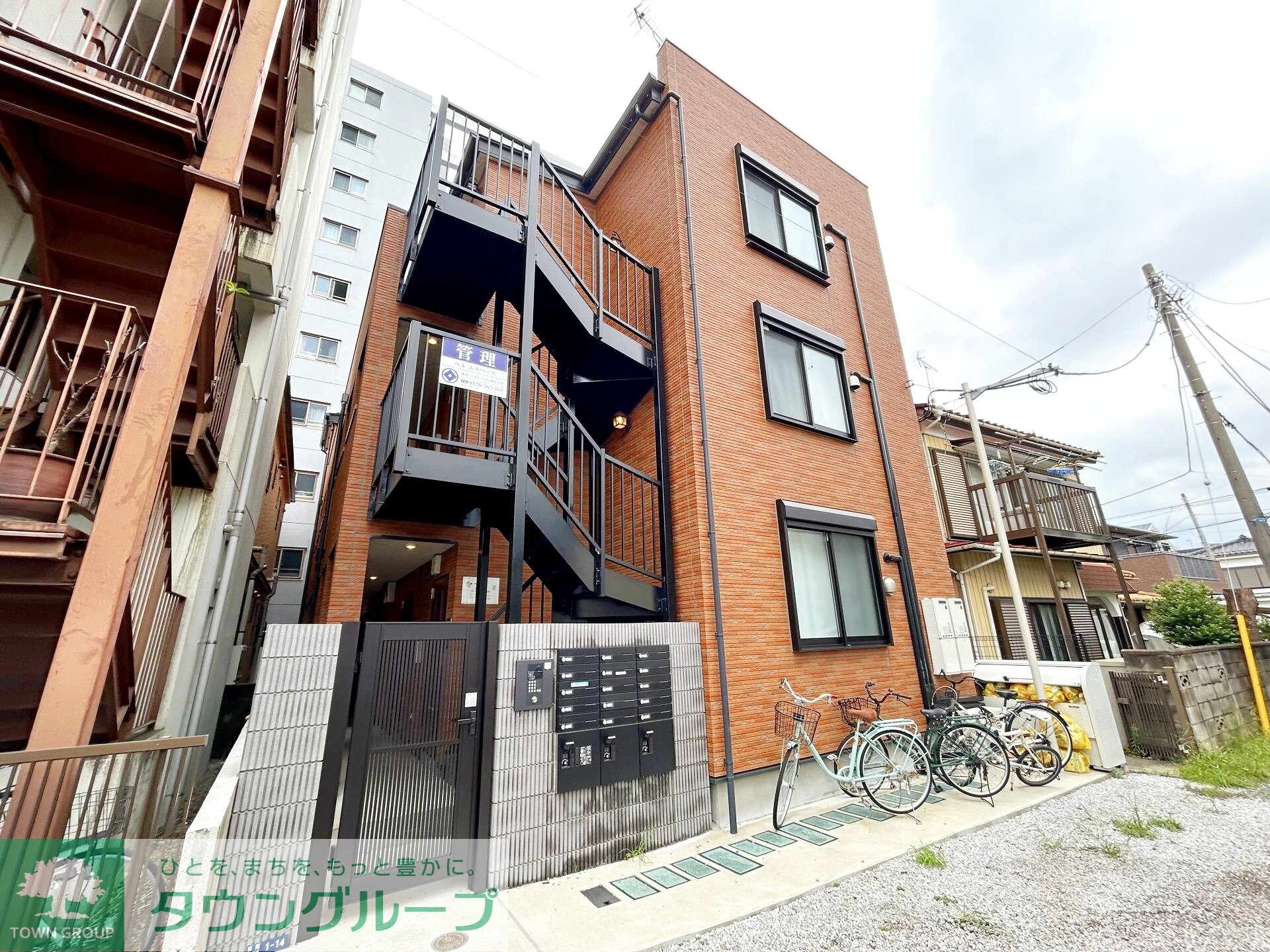 ベル エスペースの物件外観写真