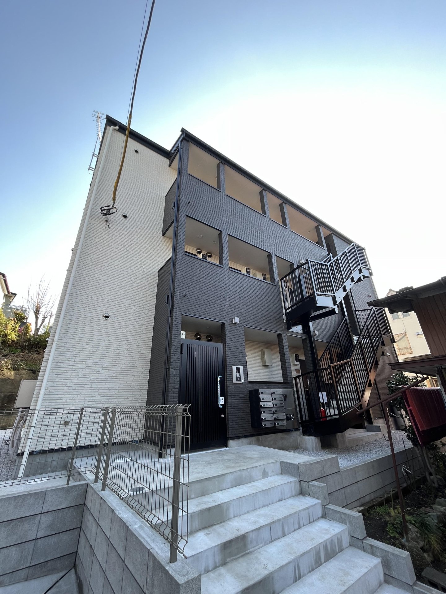 Ａｍｂｉｔｉｏｎ相武台前の物件外観写真