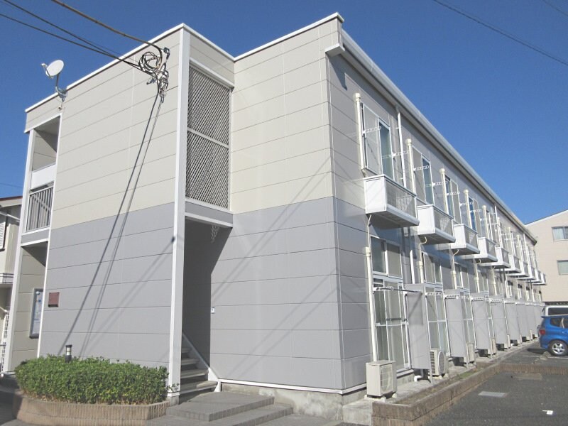 レオパレスサンブリッジVIIの物件外観写真