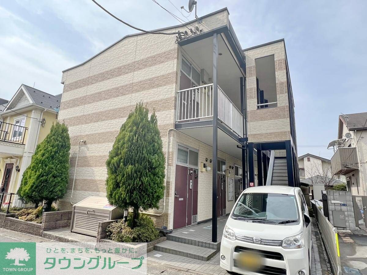 レオパレスエレンシアの物件外観写真