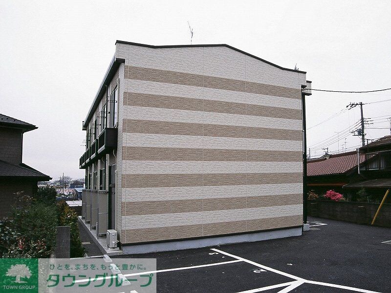 レオパレスコンフォートハウスの物件外観写真