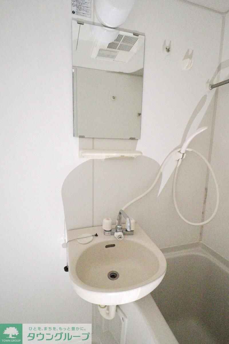 レオパレスイーリスコートの物件内観写真