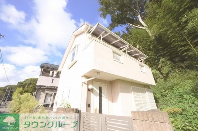 座間市入谷西4丁目戸建の物件外観写真