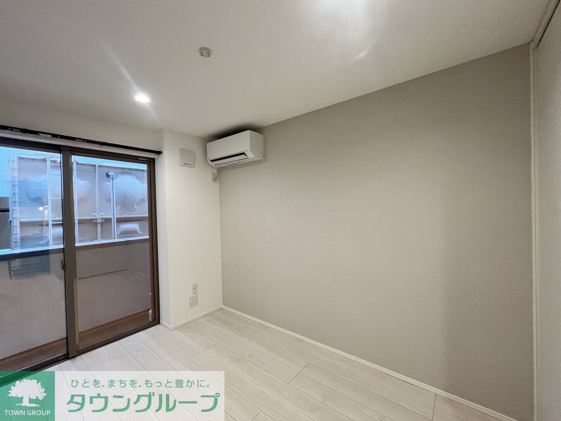 ラージフィールドIIの物件内観写真