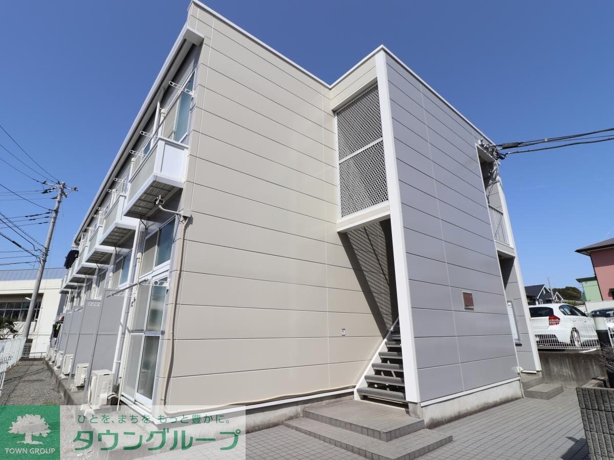 レオパレスペイサージュの物件外観写真