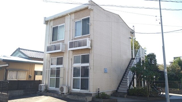 レオパレスガオクレストの物件外観写真