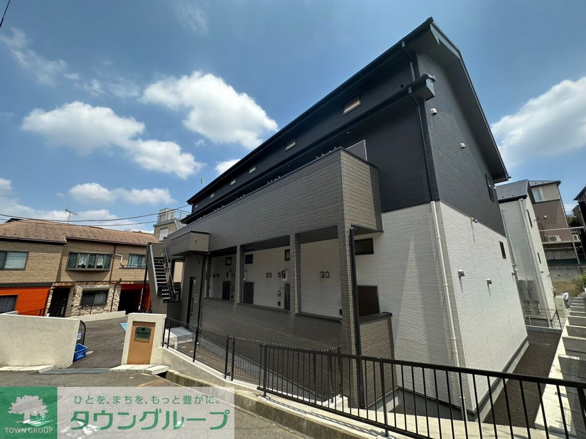 アザーレ・バモス宮前平の物件外観写真