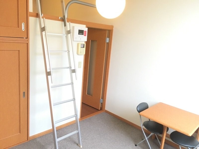 レオパレスラ・ポールの物件内観写真