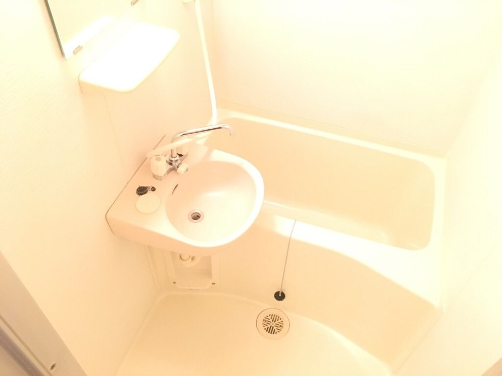 レオパレスラ・ポールの物件内観写真