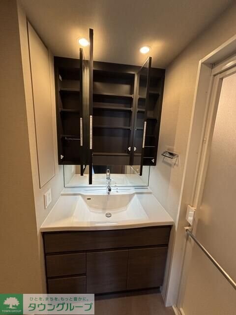 アトラスシティ千歳烏山グランスイート　杜ノ棟の物件内観写真