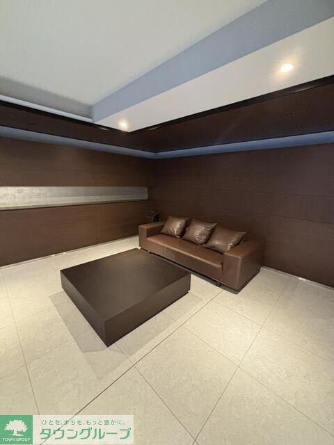 アトラスシティ千歳烏山グランスイート　杜ノ棟の物件内観写真