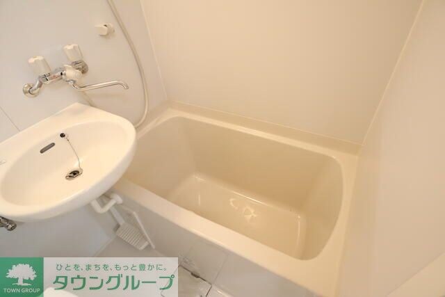 ハックベリーハイツIIの物件内観写真