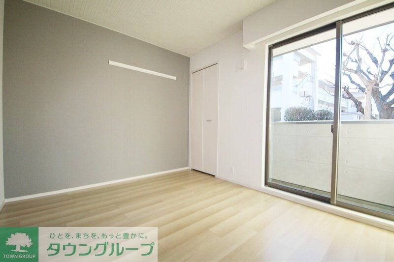 ヴィラローリーIIIの物件内観写真