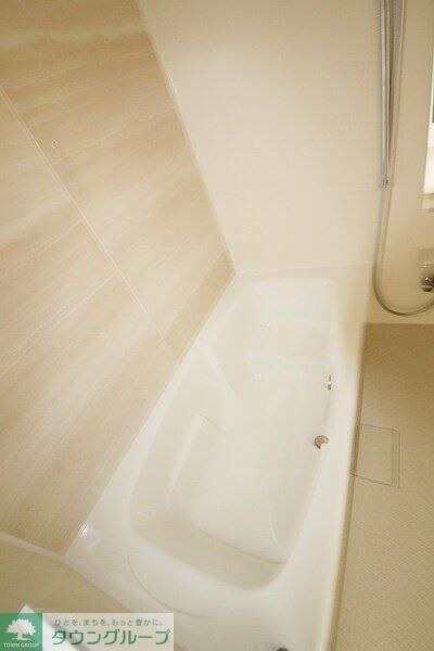 ヴィラローリーIIIの物件内観写真