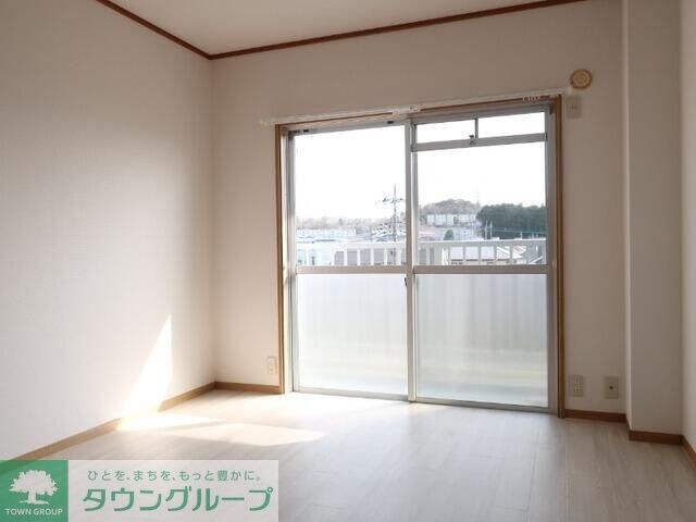 エステートロイヤルの物件内観写真