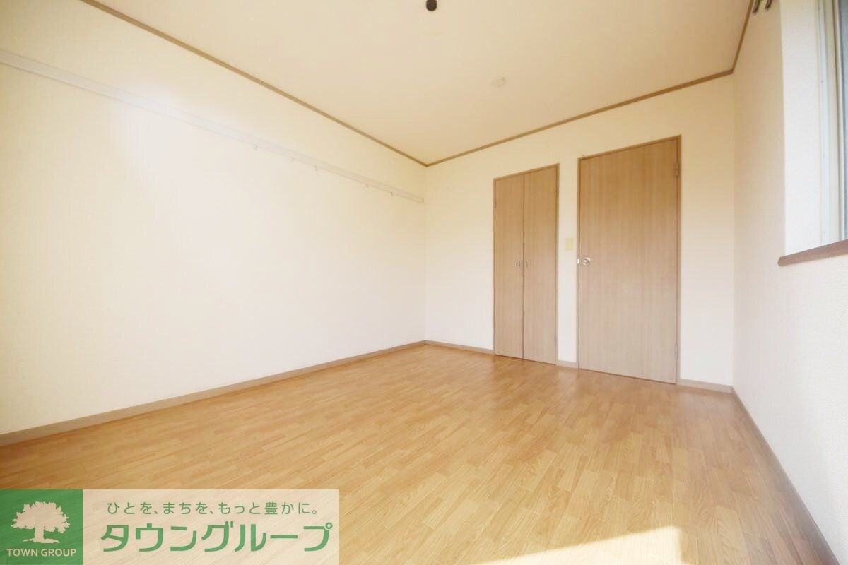 ブリージングタウン百草園の物件内観写真