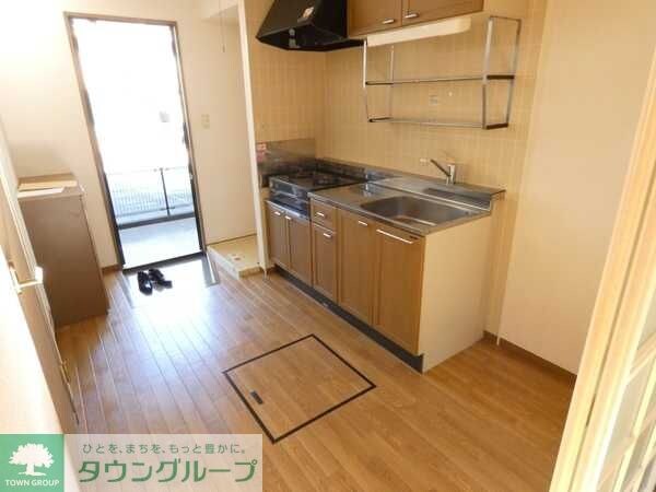 セントラルヒルズBの物件内観写真