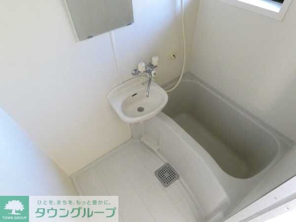 セントラルヒルズBの物件内観写真