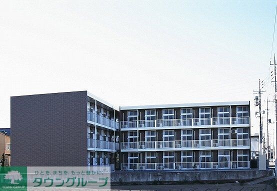 レオパレスグランパルク小柳の物件外観写真