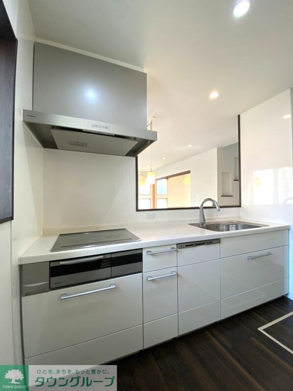 散田町４丁目貸家の物件内観写真