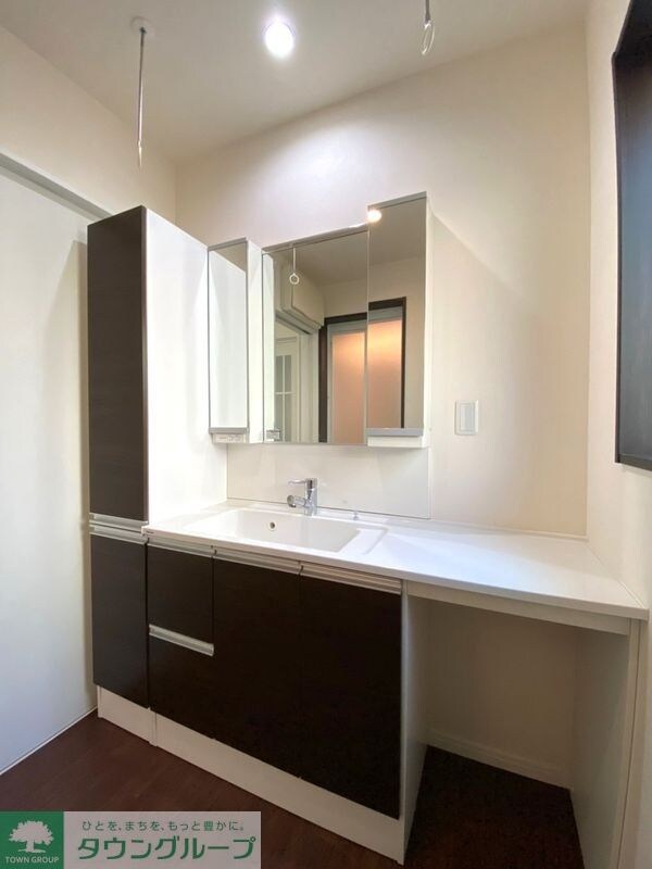 散田町４丁目貸家の物件内観写真