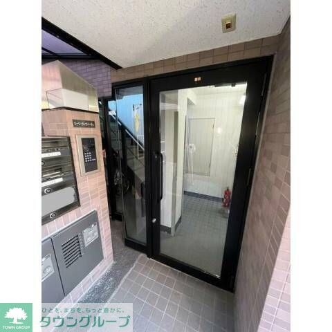 リーゾ・ヴィヴァーチェの物件内観写真