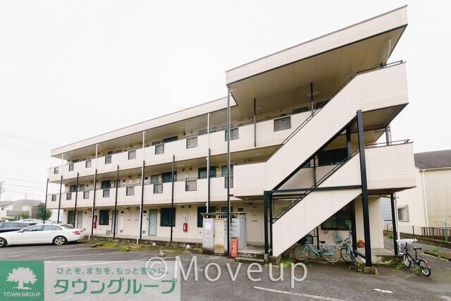 リヴァリー成城の物件外観写真