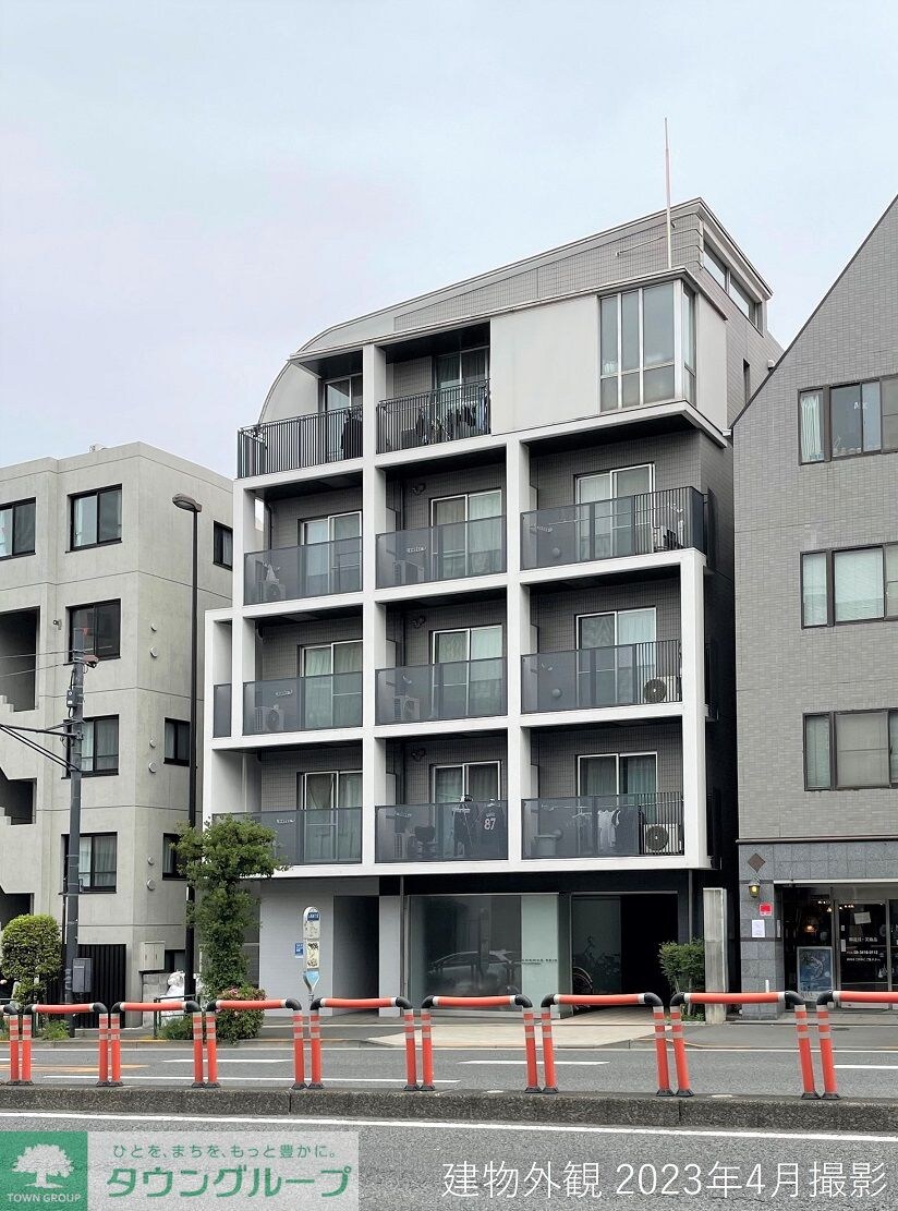 コスモリード駒沢大学の物件外観写真