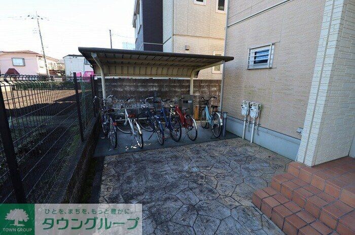 サンク　モンタニア　B棟の物件内観写真