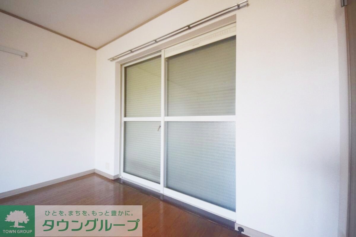 ブリージングタウン百草園の物件内観写真