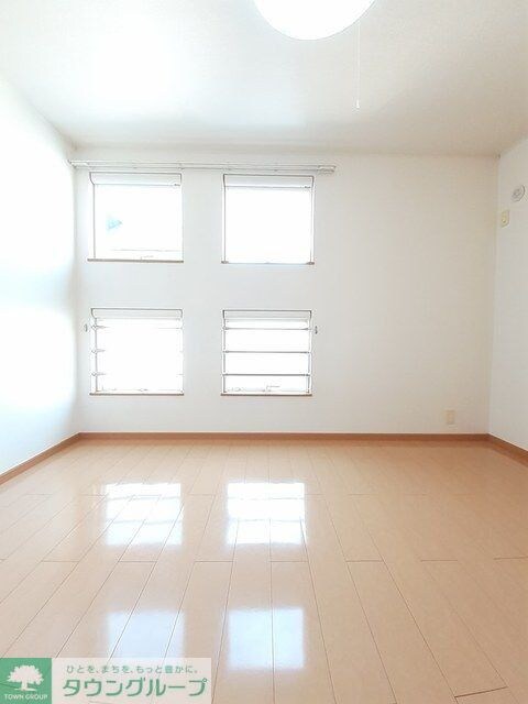 シンフォニーＮＡＫＡＮＯIIの物件内観写真