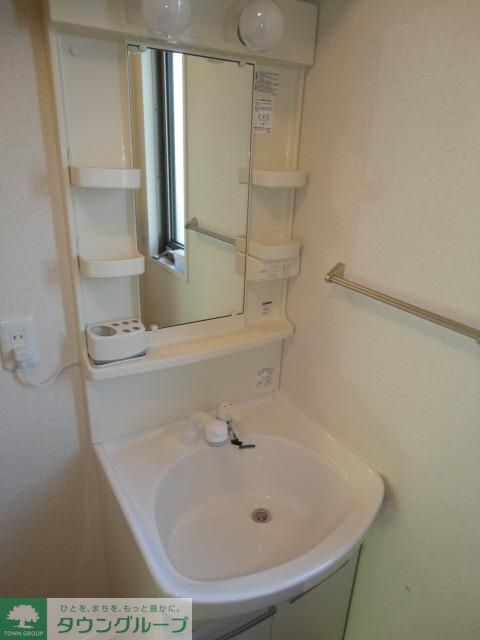 グレンツェ・アヴニールＡ・Ｂの物件内観写真