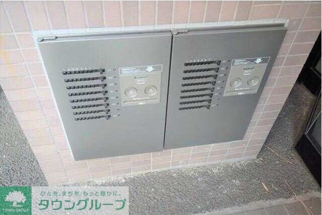 リーゾ・ヴィヴァーチェの物件内観写真