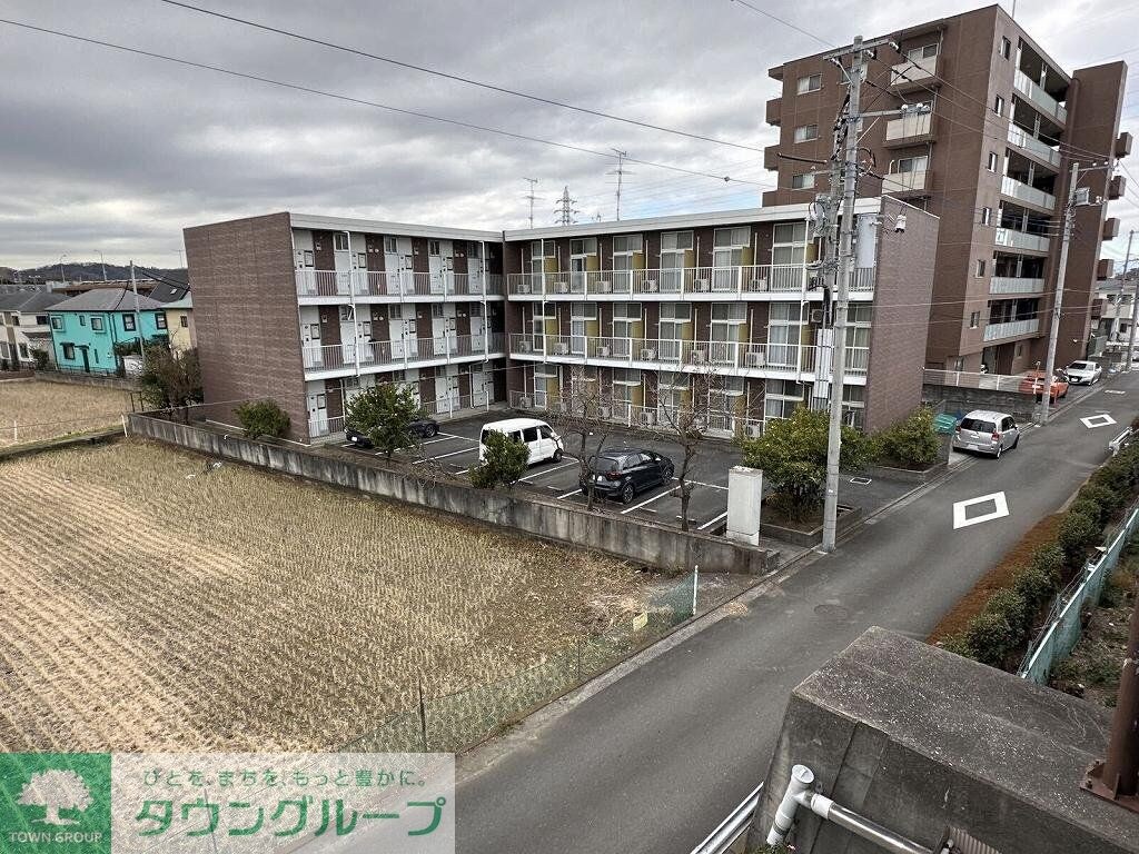 レオパレスグランパルク小柳の物件外観写真