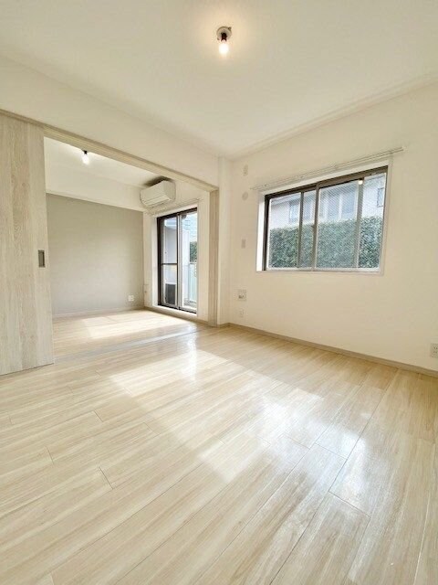 レジディア世田谷若林の物件内観写真