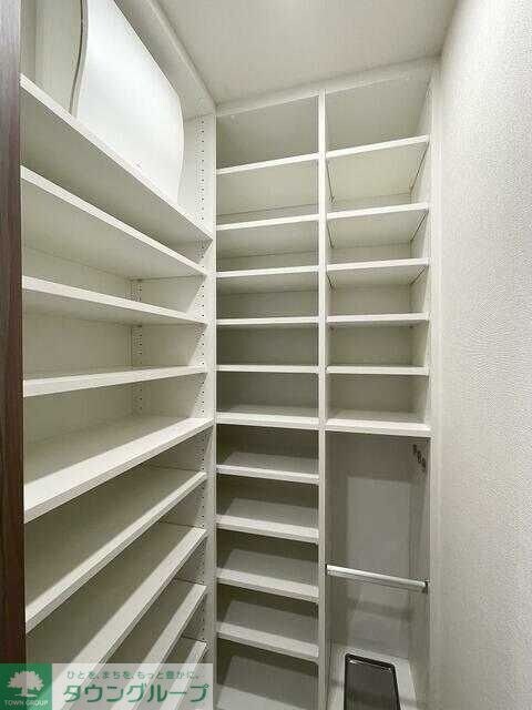 コンフォリア北沢の物件内観写真