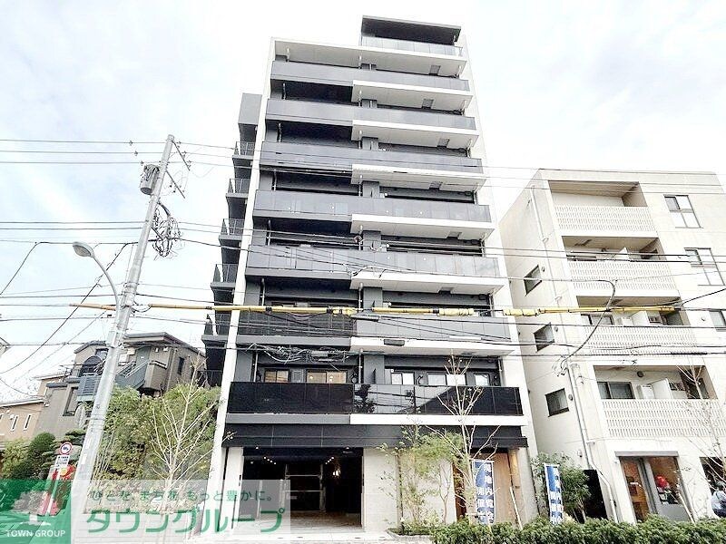 プレディアコート三軒茶屋の物件外観写真