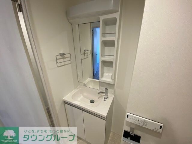 エルファーロ三軒茶屋(エルファーロサンゲンヂャヤ)の物件内観写真