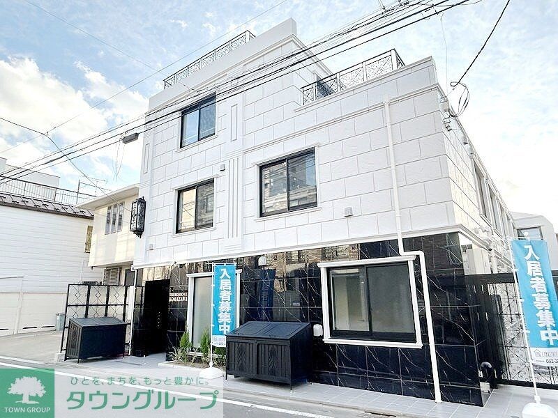 ザ・レジデンス駒沢大学の物件外観写真