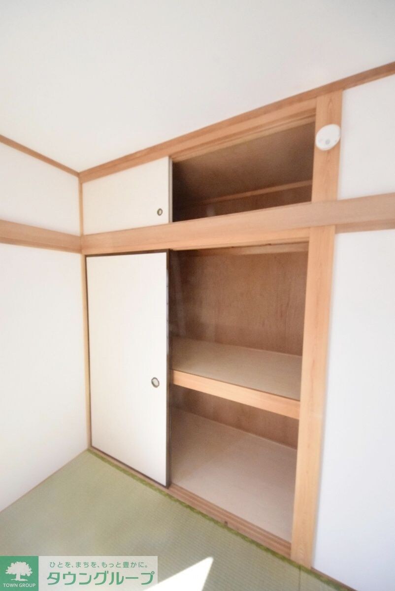 戸倉2丁目貸家の物件内観写真