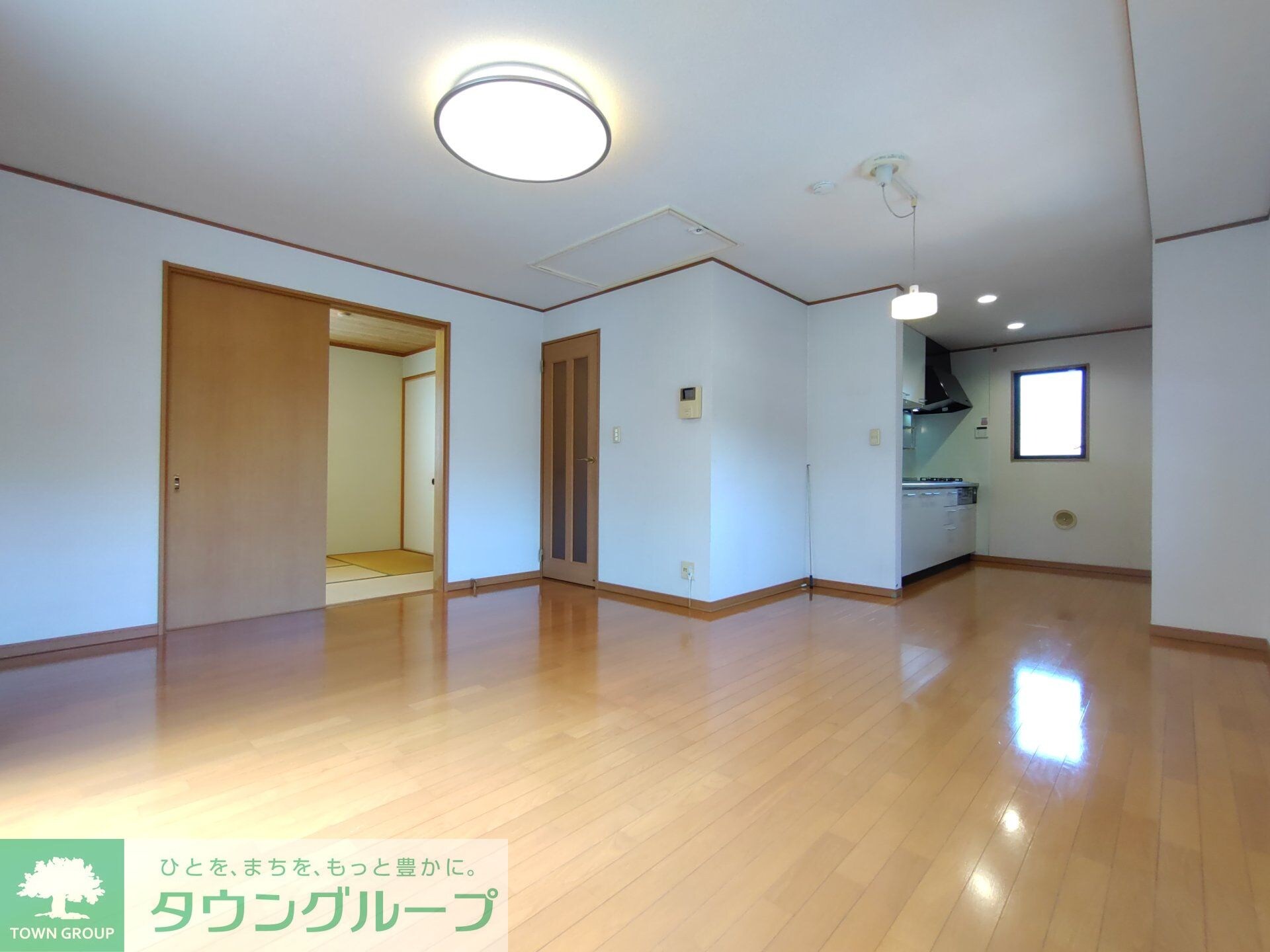 片倉町戸建の物件内観写真