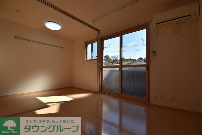 ウィスタリア・モナリエの物件内観写真